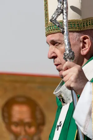 Papa Francesco celebra la Messa a Bari |  | Daniel Ibanez CNA