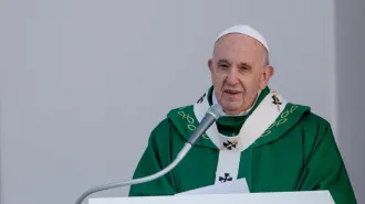 Papa Francesco a Bari: “L’unico estremismo cristiano è quello dell’amore”