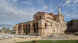 La chiesa di Santa Sofia ad Edirne, ora convertita in moschea  / Ensohabar 