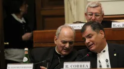 L'arcivescovo Sanchez Sorondo con il presidente Correa durante uno degli eventi a Casina Pio IV, sede della Pontificia Accademia delle Scienze Sociali  / ACI Group