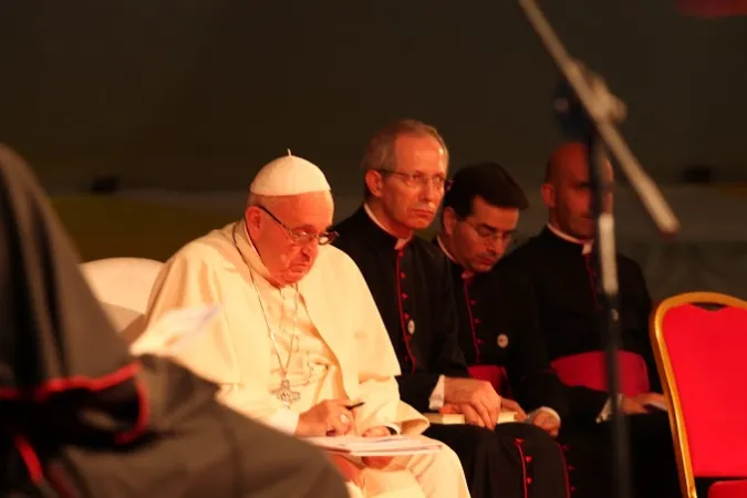 Il Papa durante l'incontro con i religiosi a Nairobi |  | Martha Calderon/ Aci Prensa