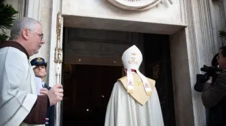 Il Cardinale Parolin apre la Porta Santa a Loreto