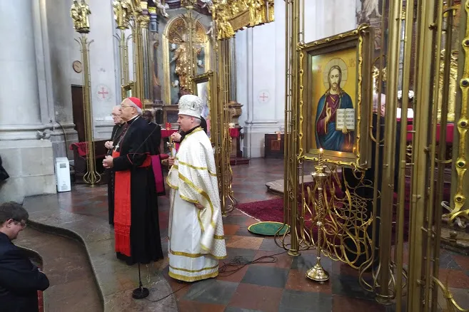 Alcuni momenti della vista del Cardinale Sandri a Praga |  | CCO