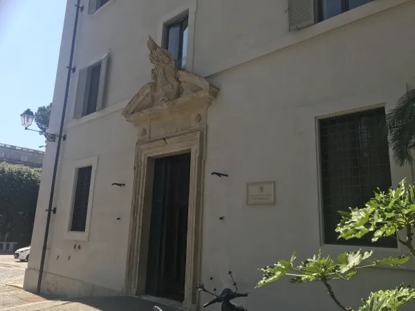 Il Palazzo dei Tribunali vaticani  |  | AA