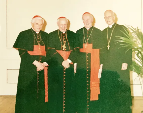 Talbach, una foto con i cardinali Ratzinger e Scheffczyk |  | AA