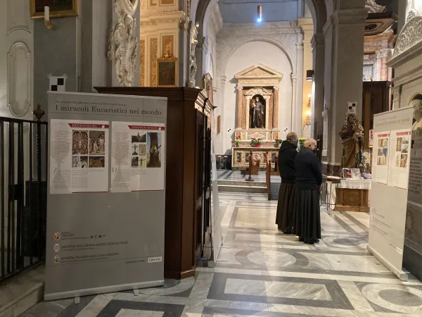 La mostra sui miracoli eucaristici a San Francesco a Ripa |  | VG / ACI stampa