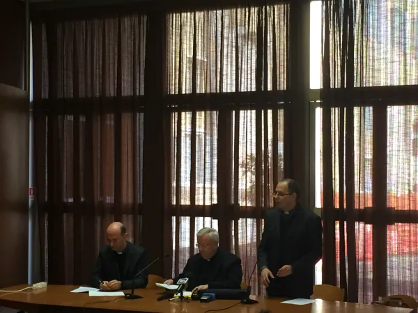 La conferenza stampa del Cardinale Bassetti |  | ACI Stampa