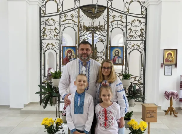 Cosa significa essere la moglie di un prete greco-cattolico nel Donbass? |  | RT