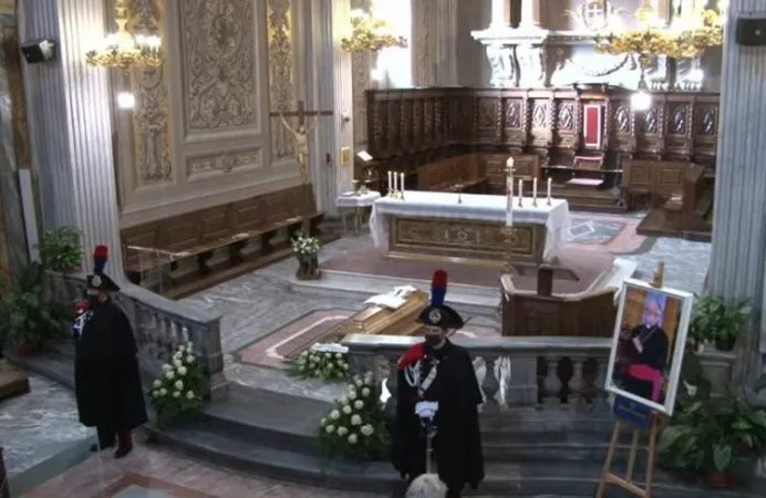 Nunzio Aldo Giordano | Il funerale del nunzio Giordano nel Duomo di Cuneo | pd