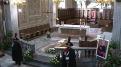 Il funerale del nunzio Giordano nel Duomo di Cuneo / pd