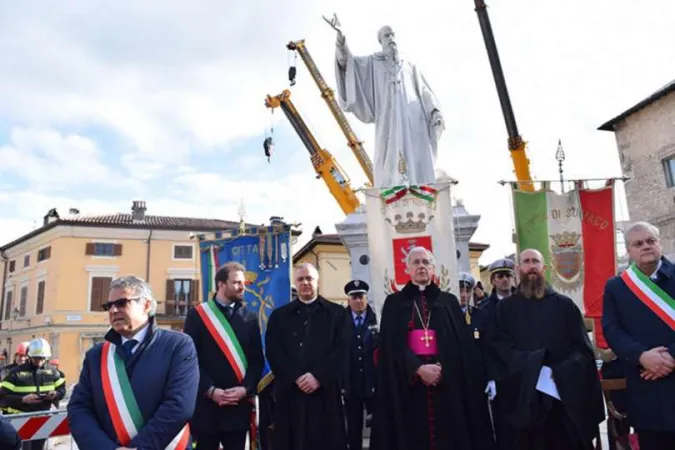 L'Arcivescovo di Spoleto accende la fiaccola nel 2018 |  | Arcidiocesi Spoleto Norcia