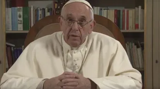 In un videomessaggio, Papa Francesco elenca i tre pericoli nel cammino sinodale