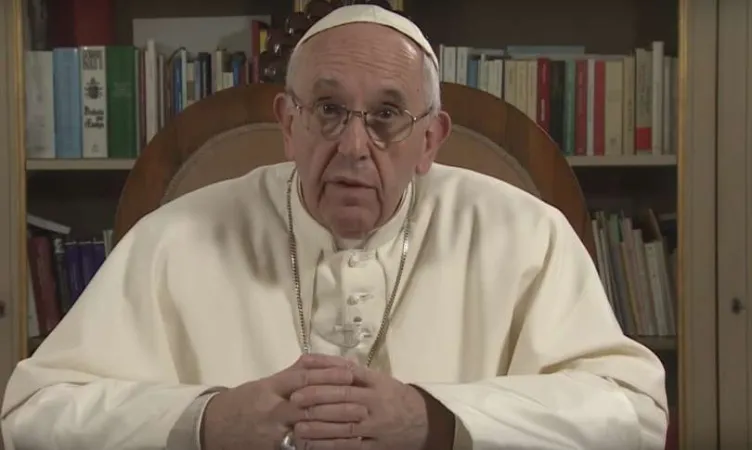 Papa Francesco, videomessaggio | Papa Francesco durante un videomessaggio | You Tube