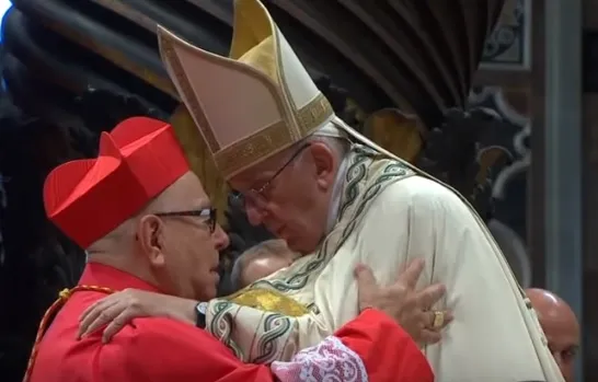 Il Cardinale Obeso Rivera con il Papa  |  | Vatican Media - YouTube