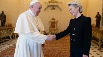 Papa Francesco incontra la presidente della Commissione UE von der Leyen