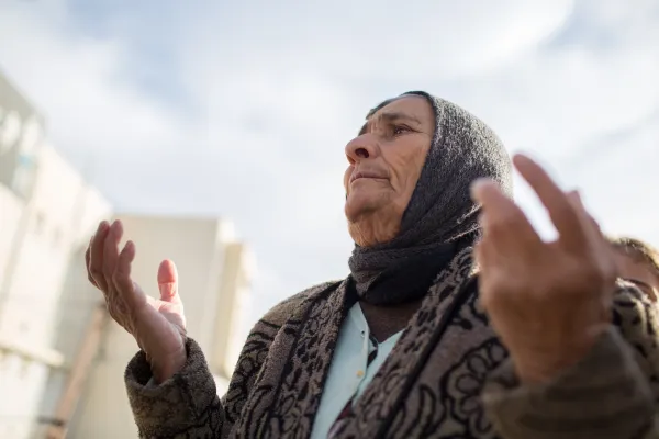 Una donna in un campo profughi in Iraq / ACS Italia