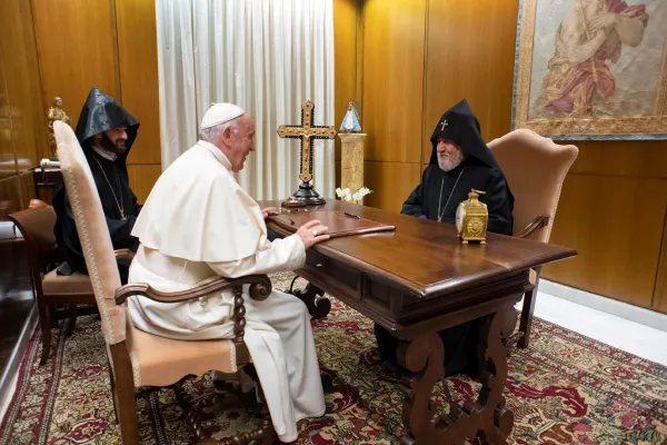Incontro tra Papa Francesco e il Catholicos Karekin II, Palazzo Apostolico, 24 ottobre 2018 / Vatican Media / ACI Group