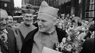 Giovanni Paolo II da Cracovia a Roma, negli scatti di Adam Bujak