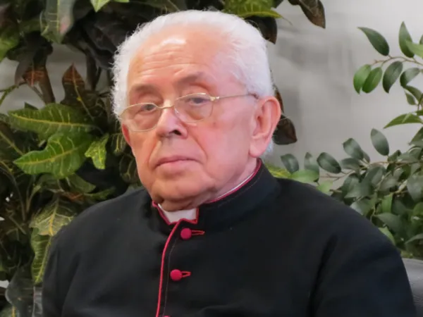 Monsignor Inos Biffi | Una immagine di monsignor Biffi, Premio Ratzinger 2016 | da merateonline.org