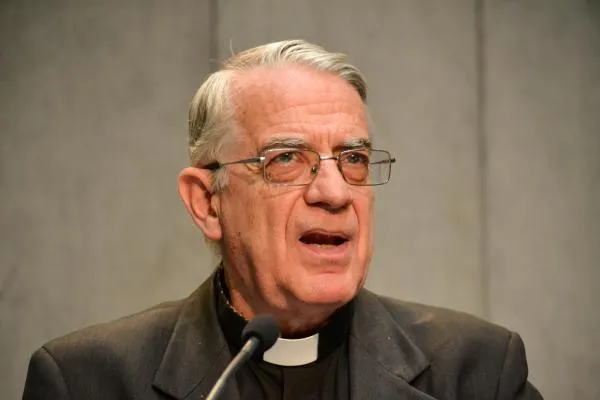 Padre Federico Lombardi, SI |  |  Daniel Ibáñez CNA