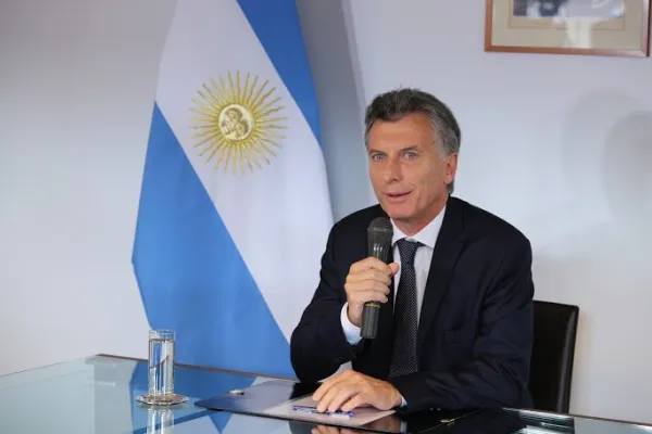 Il presidente argentino Mauricio Macrì durante la conferenza stampa dopo l'incontro con Papa Francesco, 27 febbraio 2016 / Daniel Ibanez / ACI Group