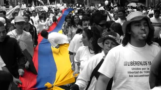 Ecco come la Chiesa contribuisce alla pace in Colombia