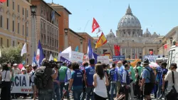 La marcia nei pressi di Piazza San Pietro / Martha Calderón/ACI group