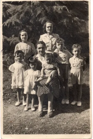 Maria Marchesi con la famiglia  |  | Famiglia Maria Peri 