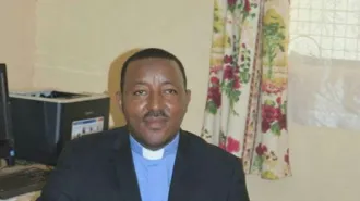 Kenya: la diocesi inaugura la radio nella jungla