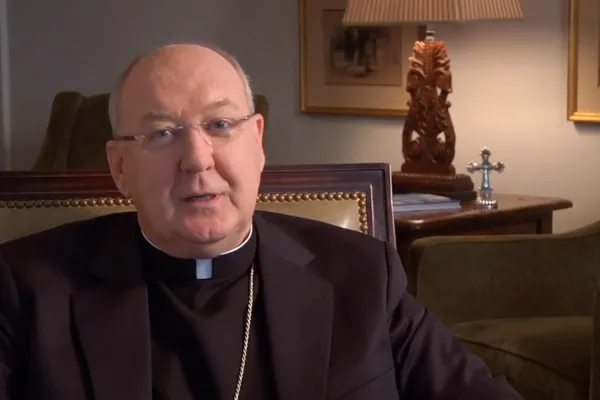 Il vescovo Kevin Farrell, prefetto nominato del nuovo dicastero Famiglia, Laici e Vita / YouTube