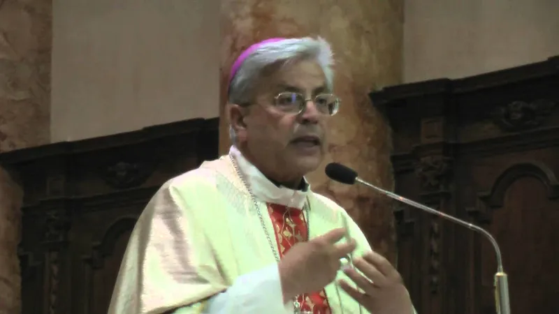 Il vescovo Gianfranco Todisco |  | pd