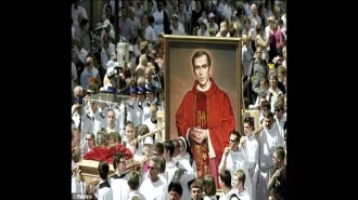 Dieci anni fa la beatificazione di Padre Popiełuszko martire del regime comunista 