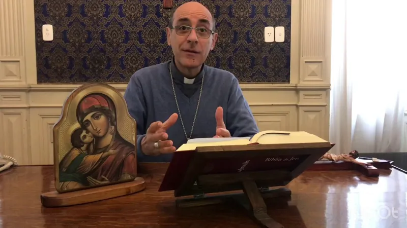 Arcivescovo Fernandez | L'arcivescovo Victor Fernandez, nuovo prefetto del Dicastero della Dottrina della Fede | YouTube