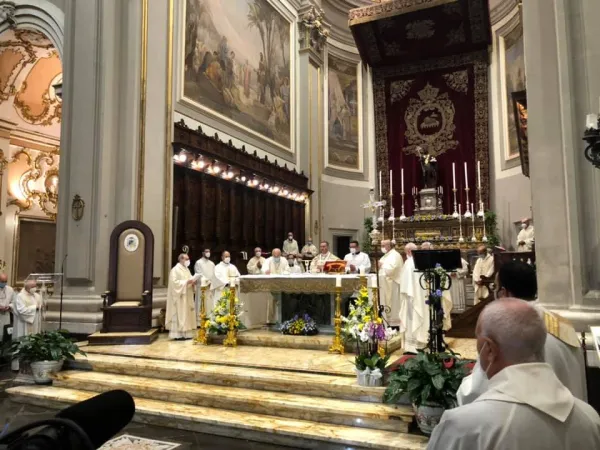 La Messa presieduta dal Vescovo Cuttitta |  | Diocesi di Ragusa