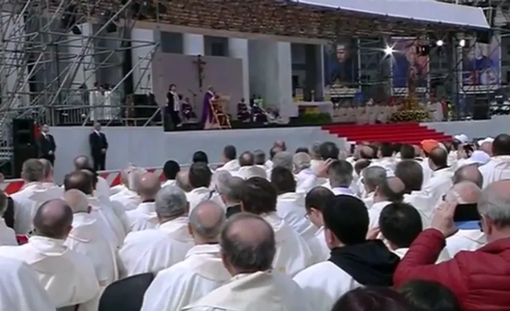 Papa Messa Napoli | Un momento della Santa Messa celebrata da Papa Francesco a Napoli | CTV
