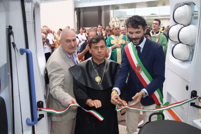 Inaugurazione nuovi mezzi  |  | Diocesi di Prato
