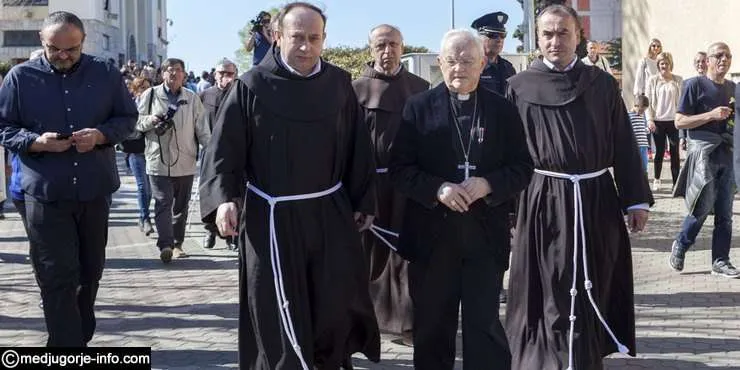 L'arcivescovo Hoser  |  | Medugorje info