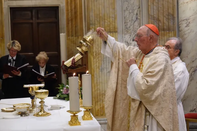 Il Cardinale Prosper Grech, OSA |  | Parrocchia Pontificia di S. Anna in Vaticano