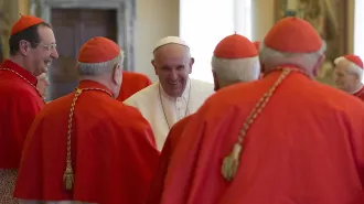 Concistoro, il Papa: 5 canonizzazioni il 16 ottobre