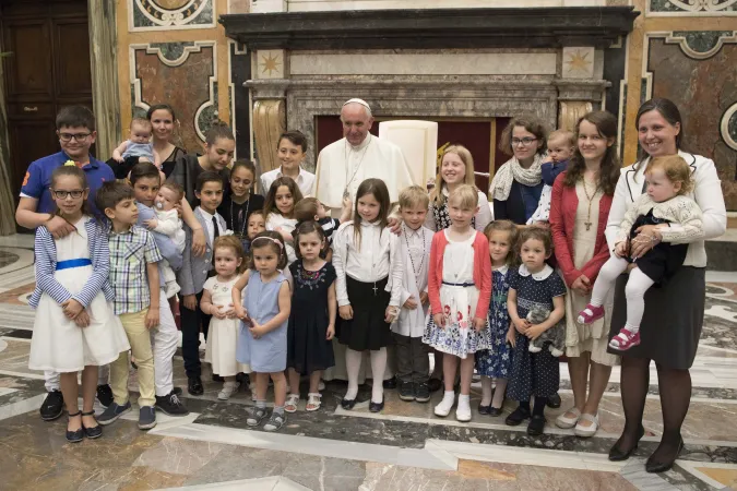 Il Papa e i ragazzi  |  | Or/ ACI