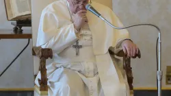 Papa Francesco durante l'udienza generale nella Biblioteca del Palazzo Apostolico Vaticano, 11 marzo 2020 / Vatican Media / ACI Group