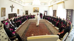 L'incontro di Papa Francesco con i vescovi del Quebec, 11 maggio 2017, Palazzo Apostolico / L'Osservatore Romano / ACI Group 