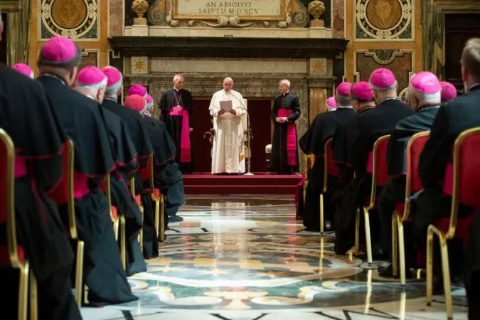 Papa Francesco e i vescovi  |  | Vatican Media