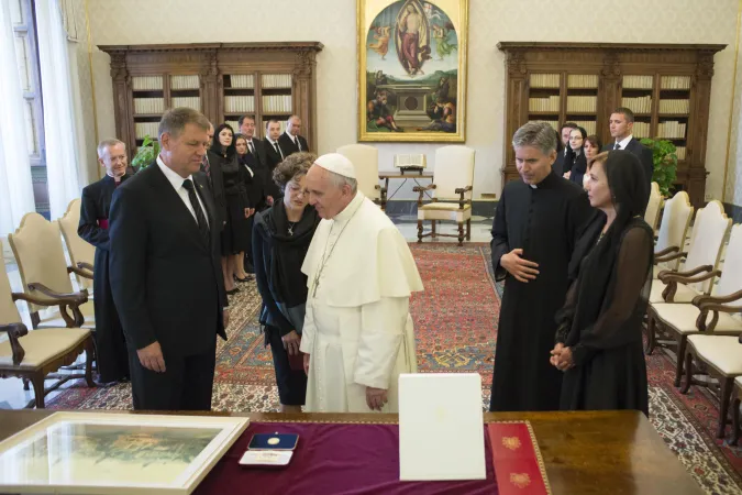 Papa Francesco e il Presidente Klaus Werner Iohannis | Papa Francesco e il Presidente Klaus Werner Iohannis | @Osservatore Romano