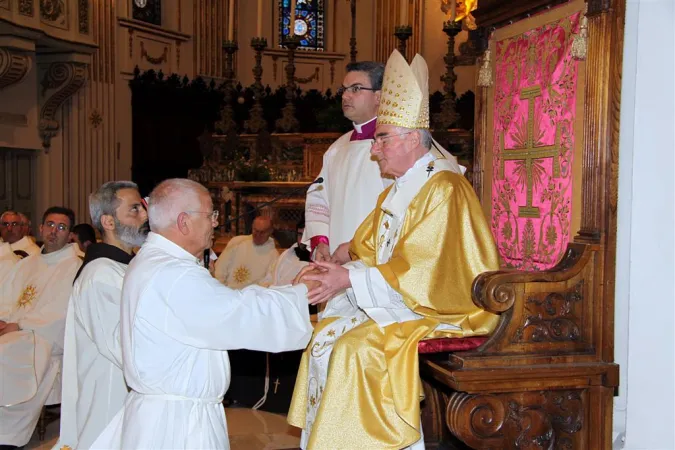 L'Arcivescovo di Fermo, Conti |  | Diocesi di Fermo