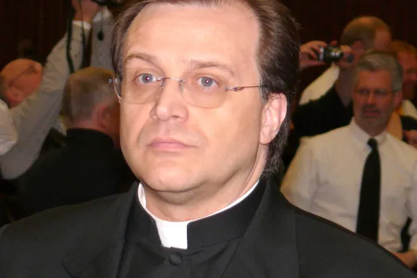 Padre Gabriele Bentoglio, sottosegretario del Pontificio Consiglio dei Migranti e degli Itineranti / newscattoliche.it