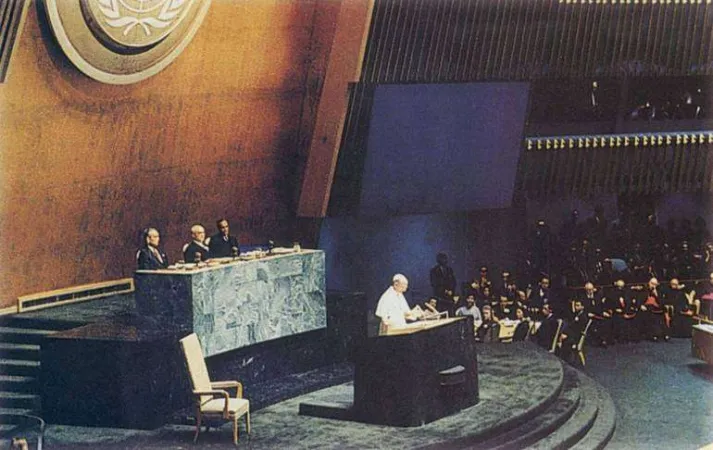 Paolo VI alle Nazioni Unite | Paolo VI durante il suo discorso alle Nazioni Unite, New York , 4 ottobre 1965 | VitaTrentina