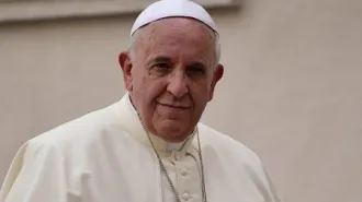 Il saluto del Papa ai giovani di Taizè, e il cordoglio per Filippine e Nigeria