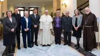Commissione per la Tutela dei Minori: il Papa rinnova i membri. Più ascolto alle vittime