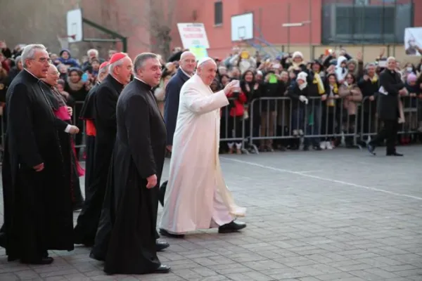 Papa Francesco in visita nella parrocchia di Ognissanti a Roma / ACIPRENSA